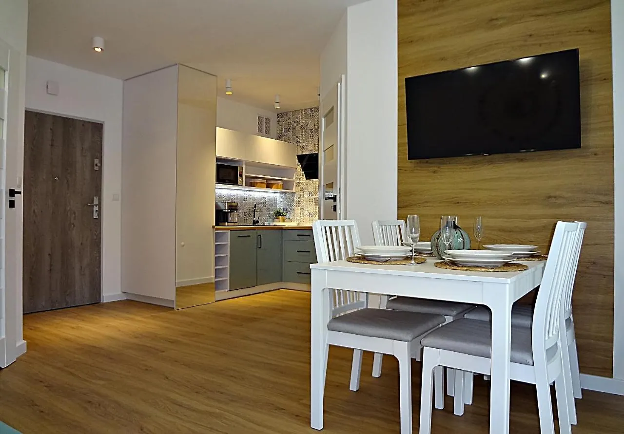 Apartamenty Sun&Fun Rezydencja Pod Debami Nad Lomnica 1B I 2B- Blisko Centrum I Sklepow W Otoczeniu Zieleni Karpacz Poland