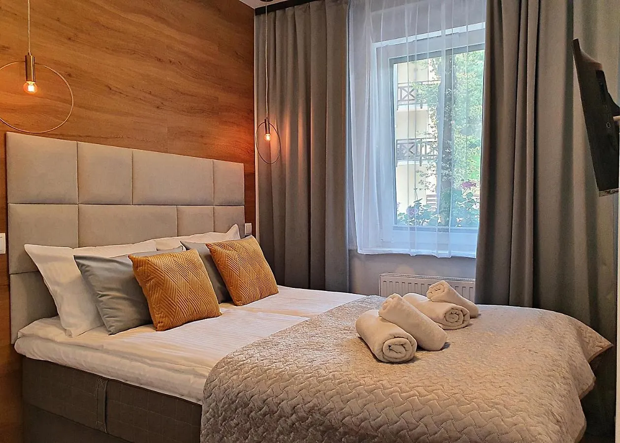 Apartamenty Sun&Fun Rezydencja Pod Debami Nad Lomnica 1B I 2B- Blisko Centrum I Sklepow W Otoczeniu Zieleni Karpacz 0*,